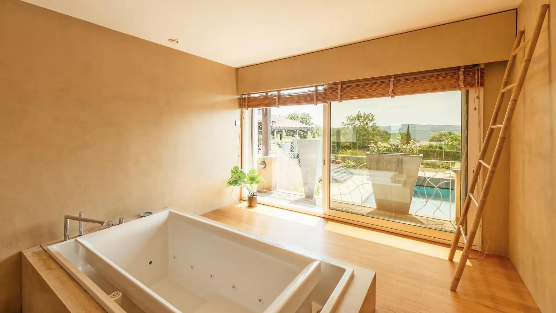 La Villa Bleue, Luxe, Piscine Et Spa Capendac France